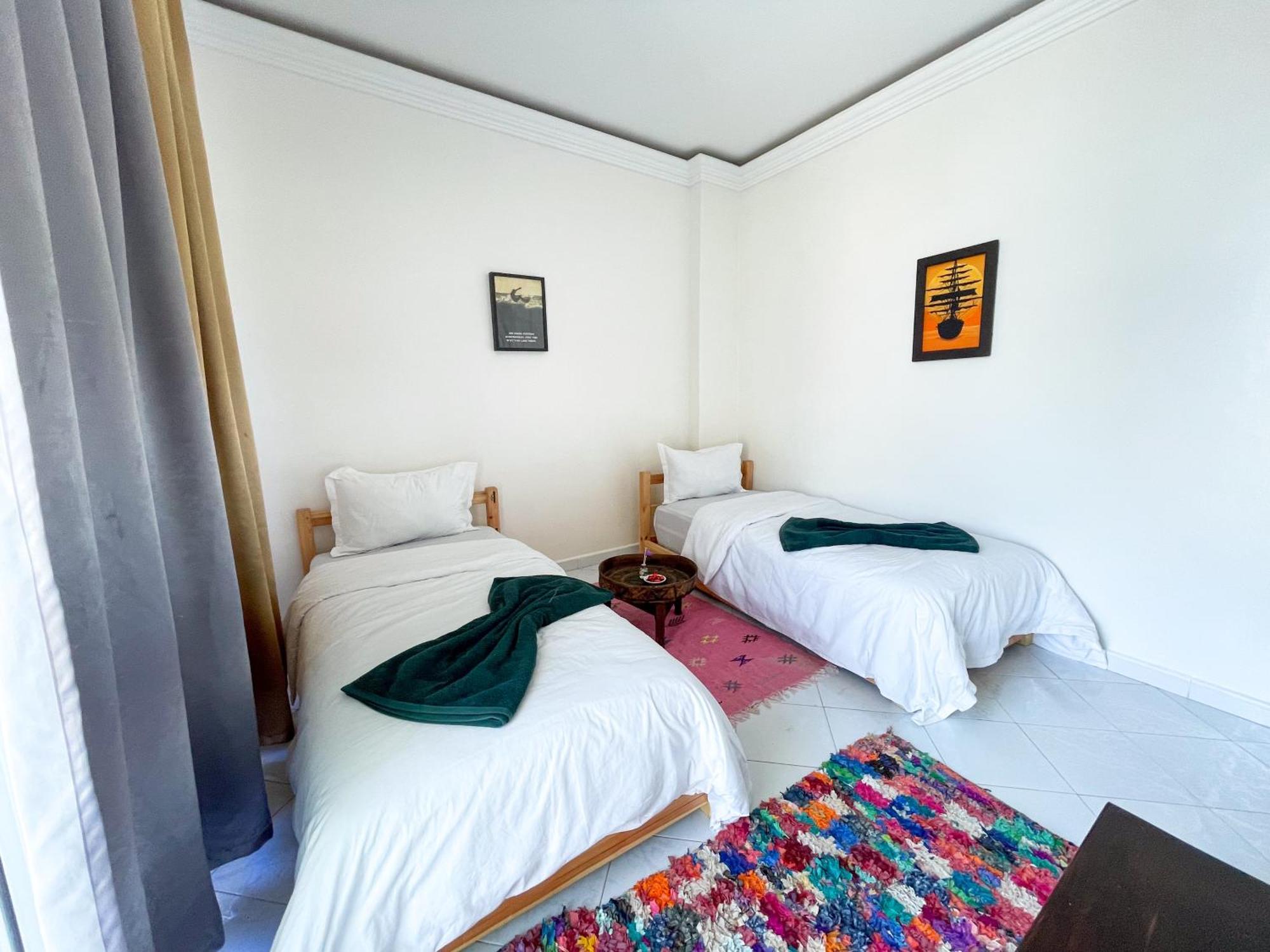 Locals Taghazout Surfcamp酒店 外观 照片